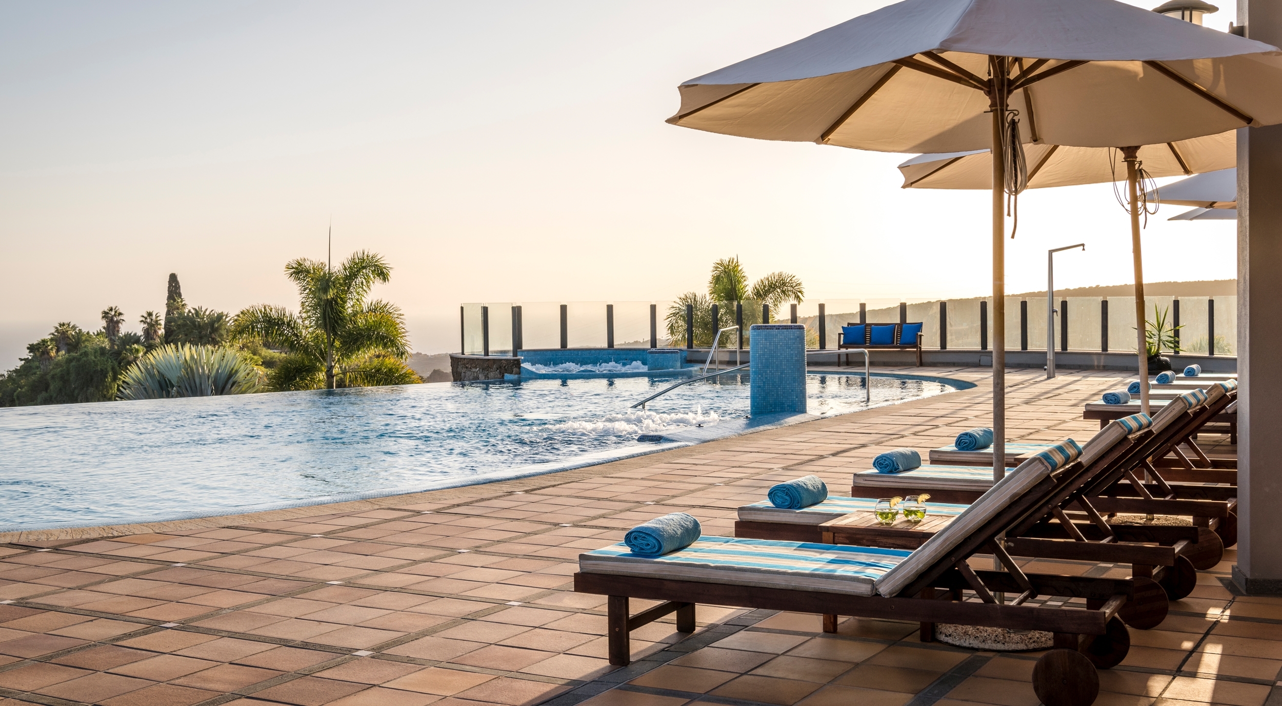 casa leon royal retreat day pass