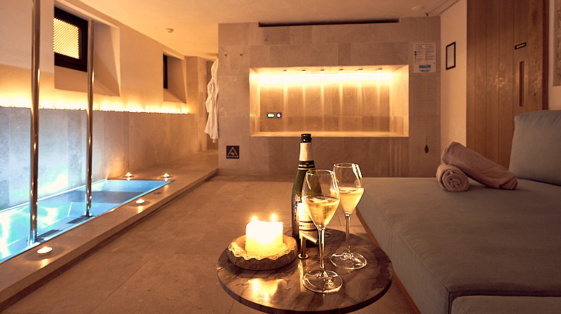 Private Spa Day, Pool Access & Breakfast or Lunch