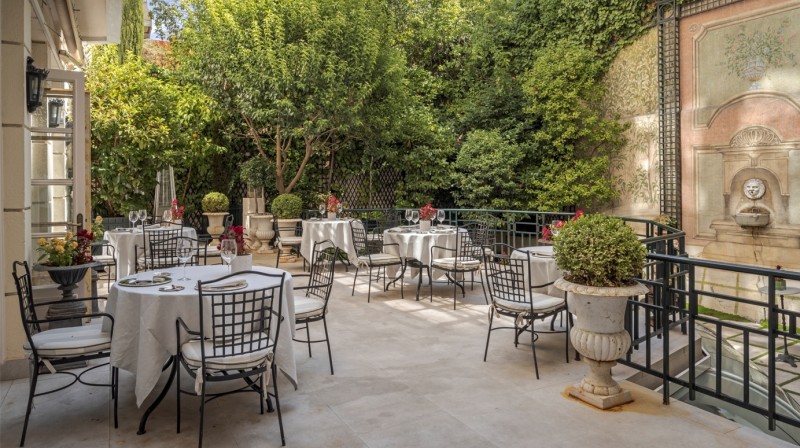 https://static.hoteltreats.com/site/styles/hero/s3/2021-12/BRUNCH%202%20-%20TERRAZA_0.jpg