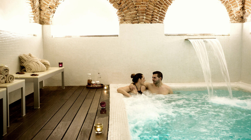  Experiencia Gastro con Spa en Madrid