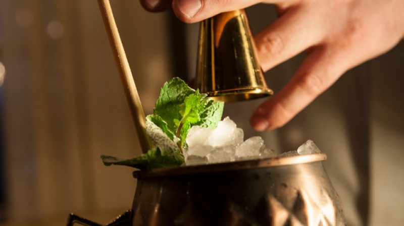 Kozmo Hotel Suites & Spa