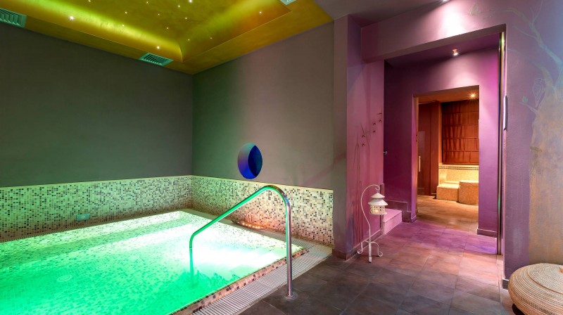 Experiences & Gift Vouchers from Sovrana Hotel & Re Aqva SPA