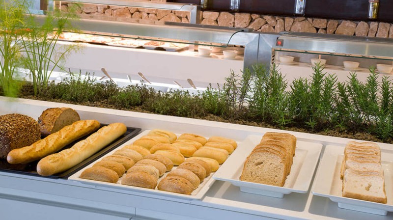 balanguera beach buffet