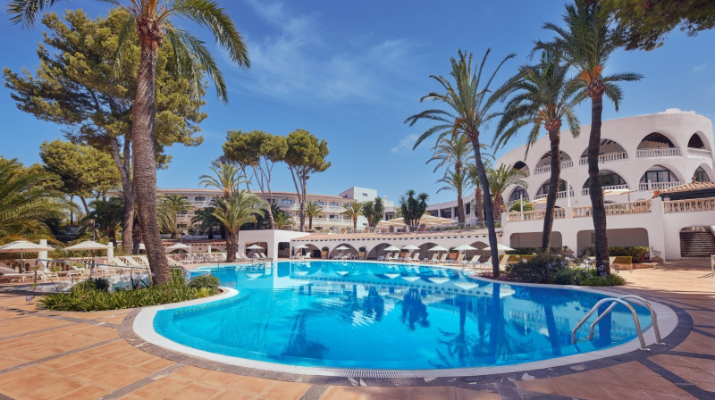 Hilton Mallorca Galatzo piscina