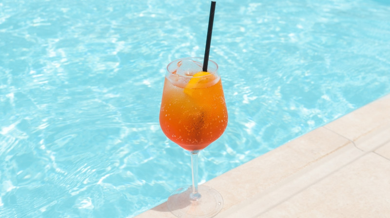 SHALLOW Sun Club by INNSIDE