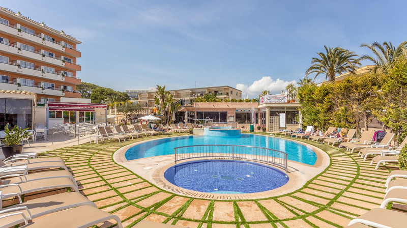 ferrerjaneiropiscina