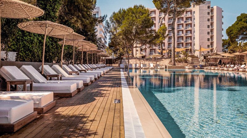 Caramelo Palma Beach