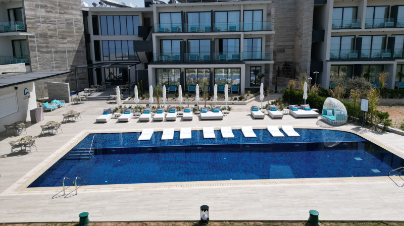Serbellas Piscina