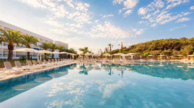 Grand Palladium Ibiza Piscina