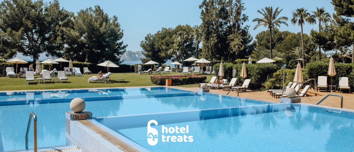 B2B Customer Support Assistant (Full-Time)