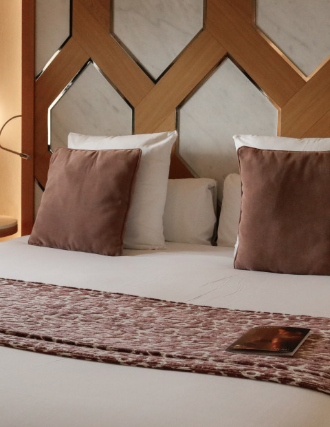 Cama