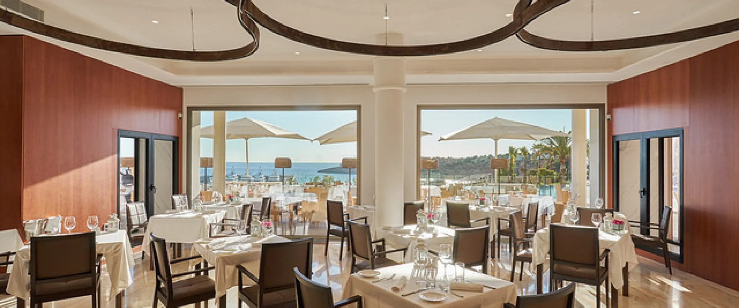 adriana restaurant port adriano