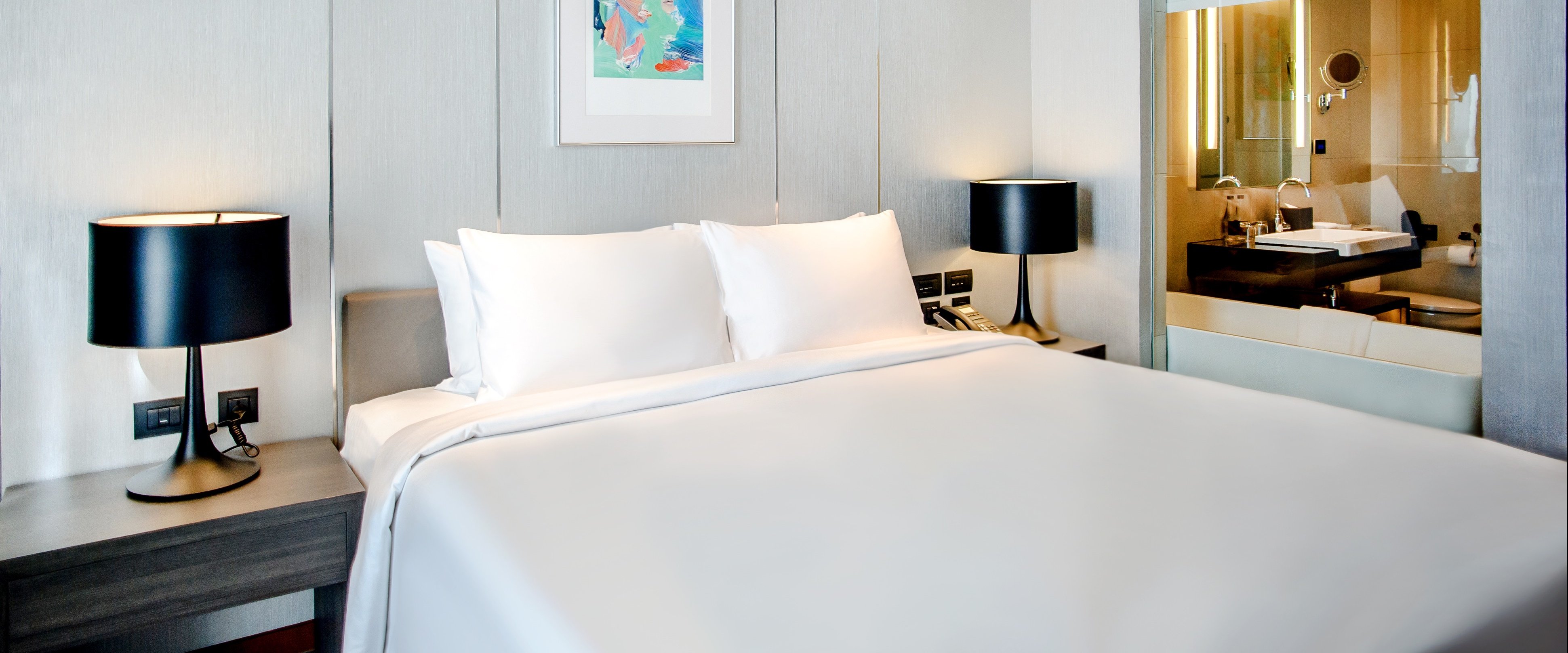Amara room