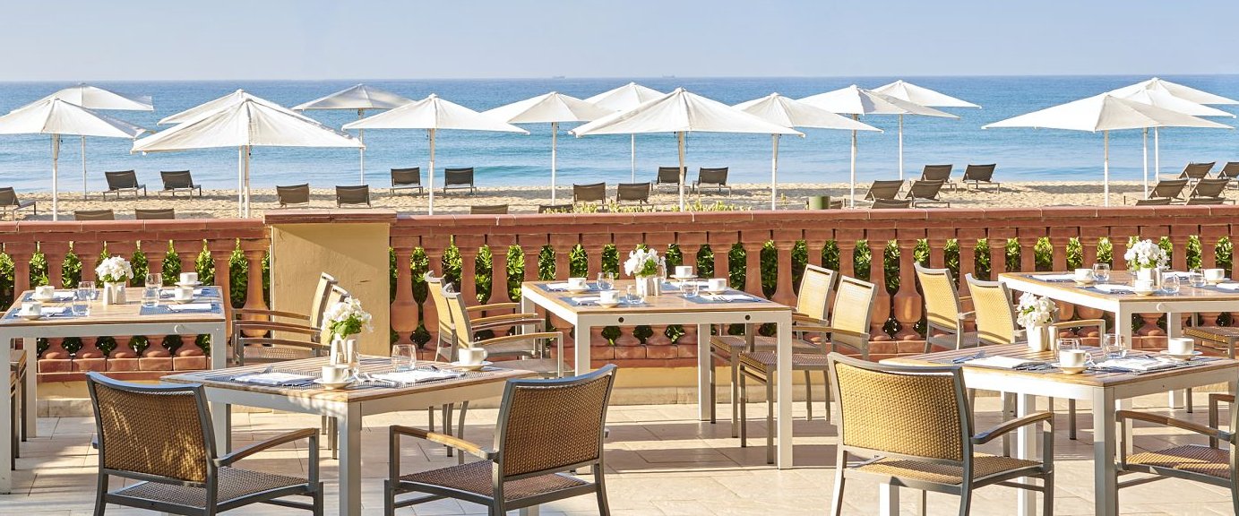 Terrace Le Meridien Ra