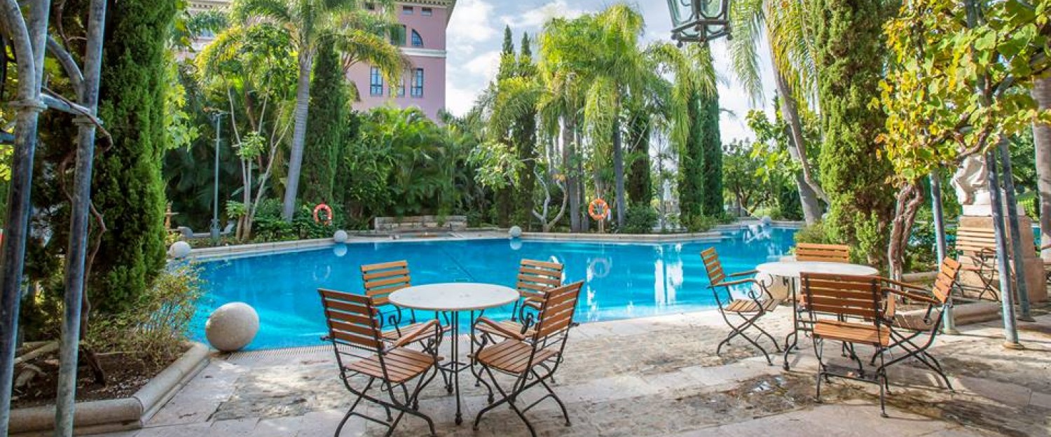 regala villa padierna marbella