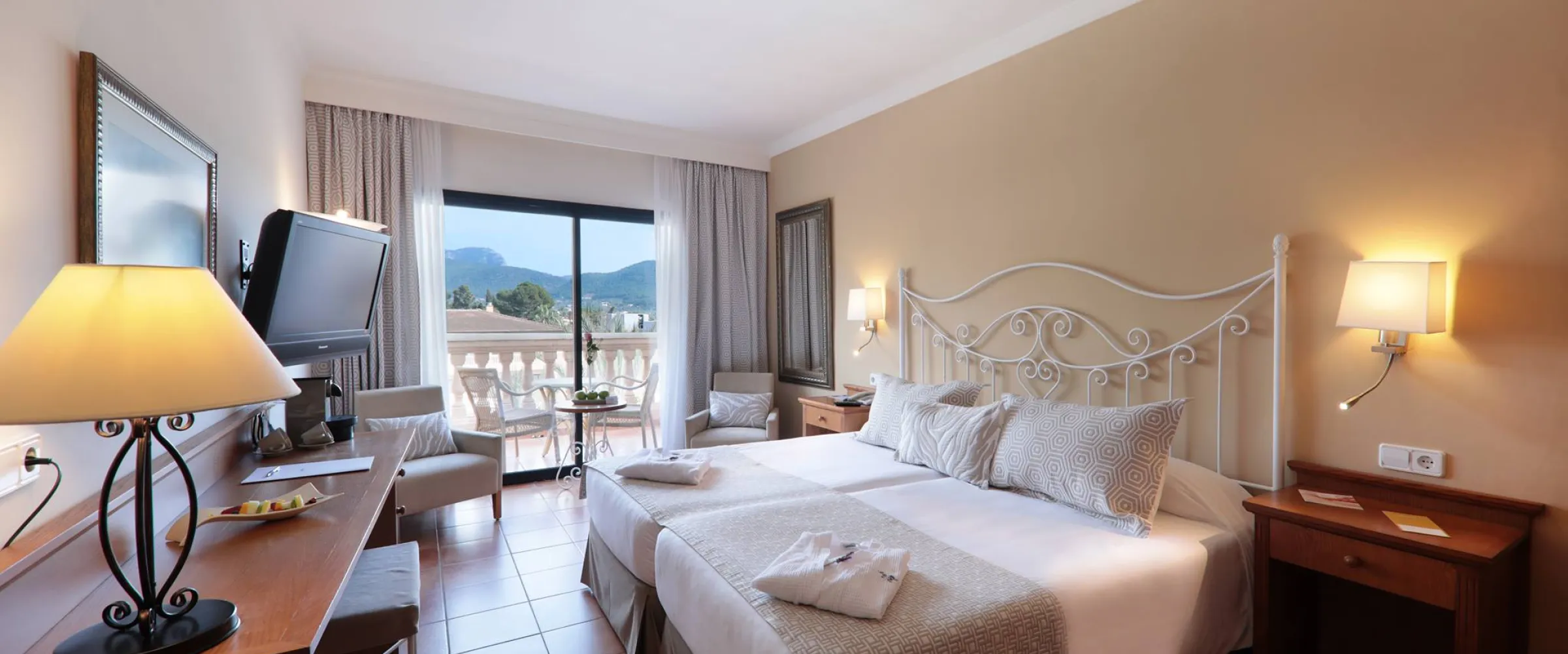 Escapada Mon Port Hotel & Spa