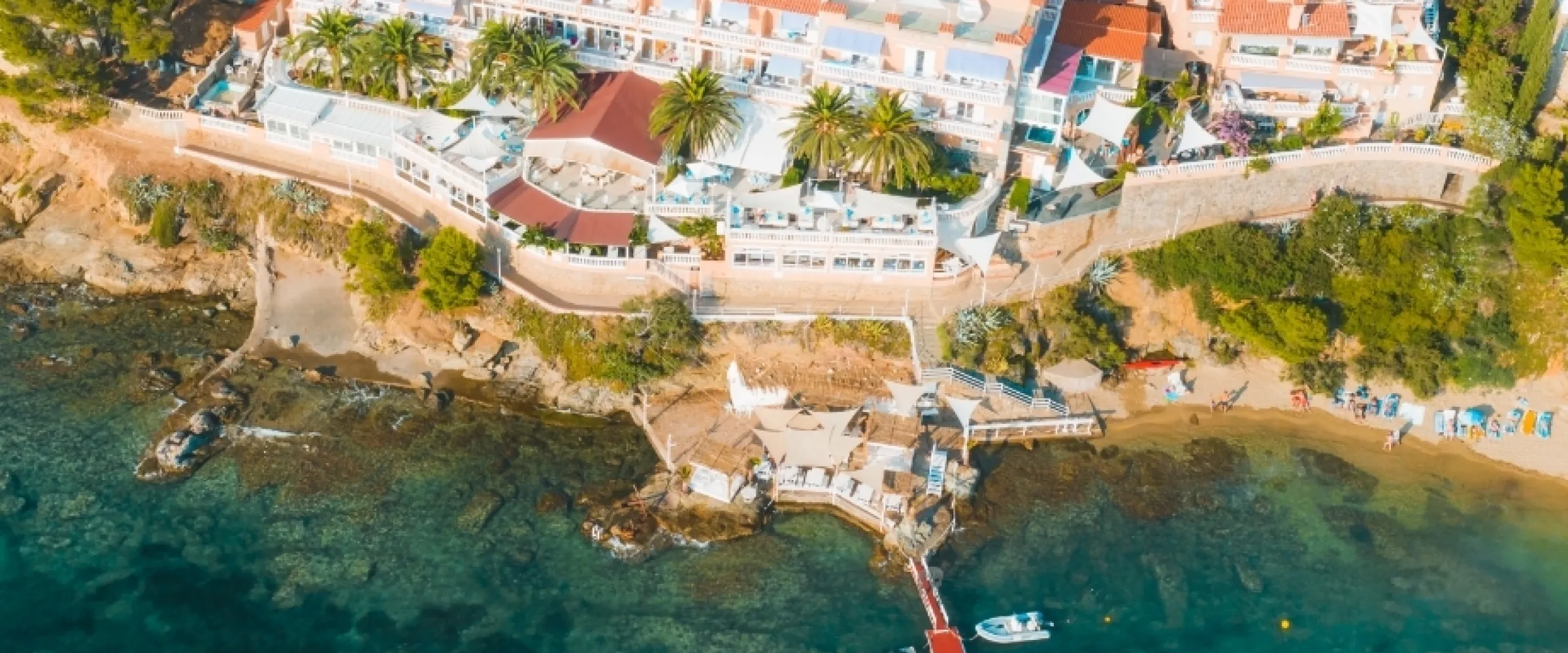 Beach Day Pass & Breakfast Buffet in Costa Brava