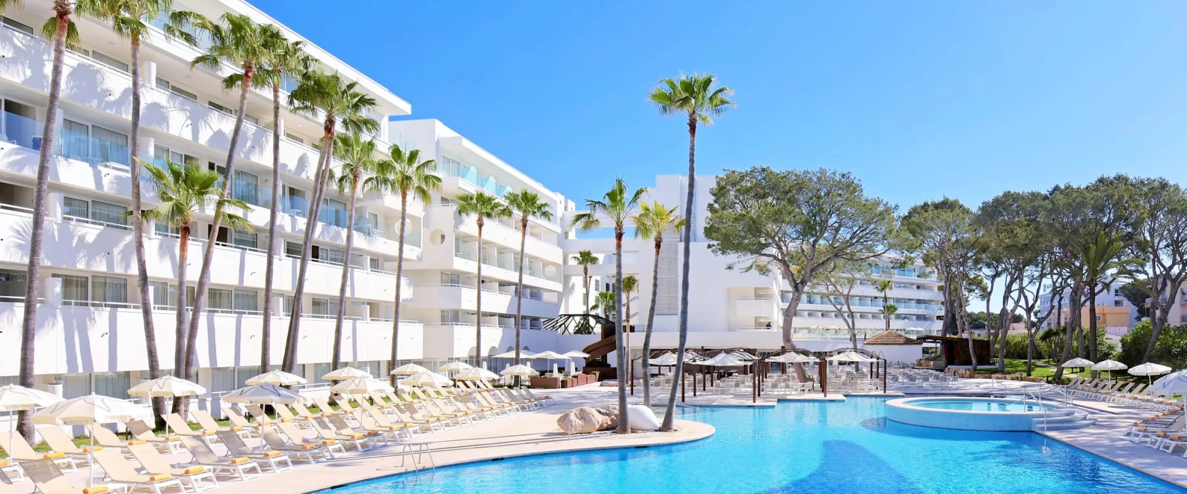 iberostar cristina pool