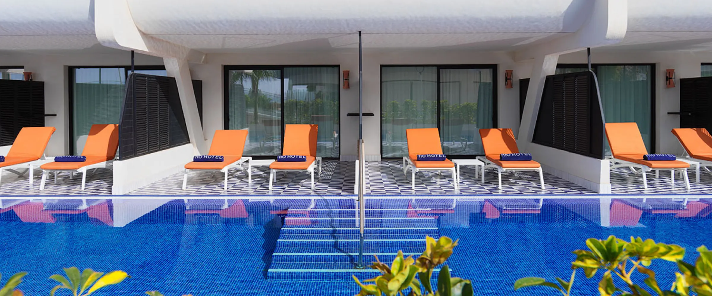 H10 piscina