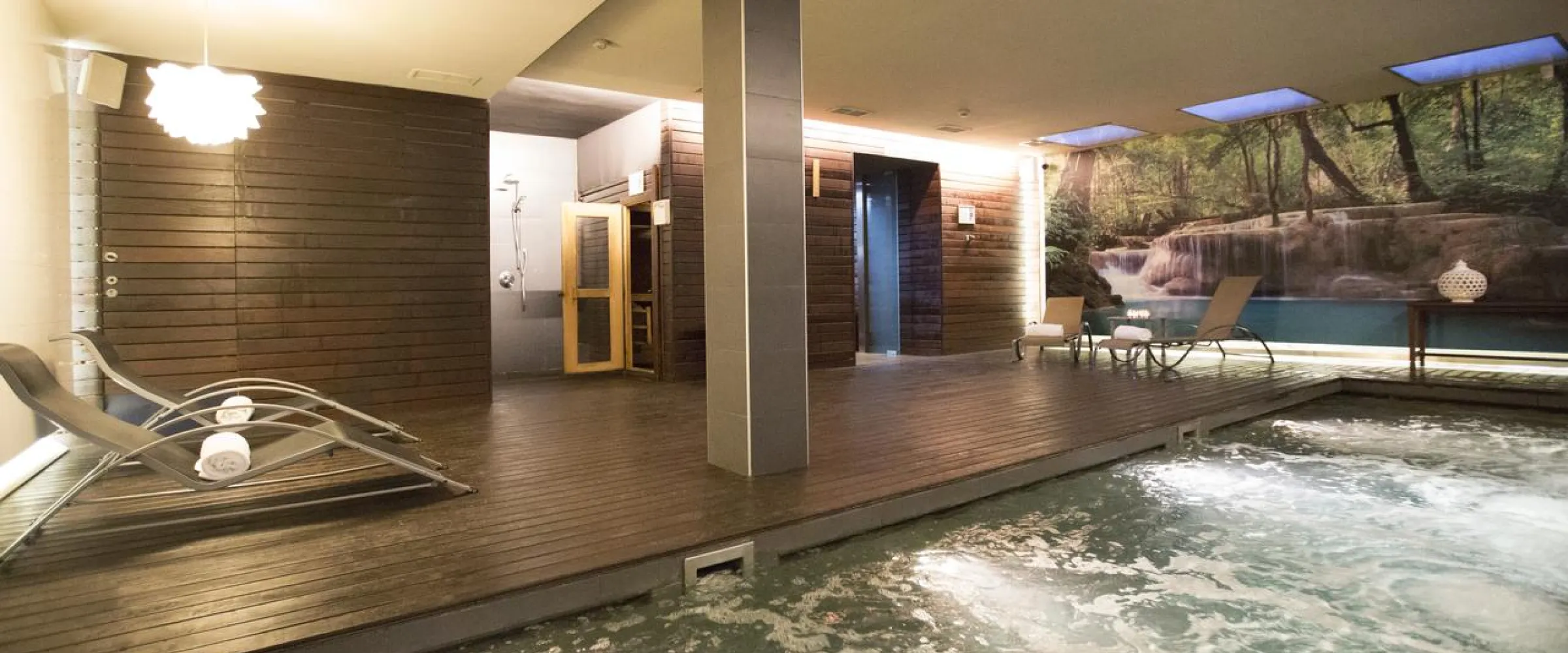 Luxury Hotels In Ensanche.