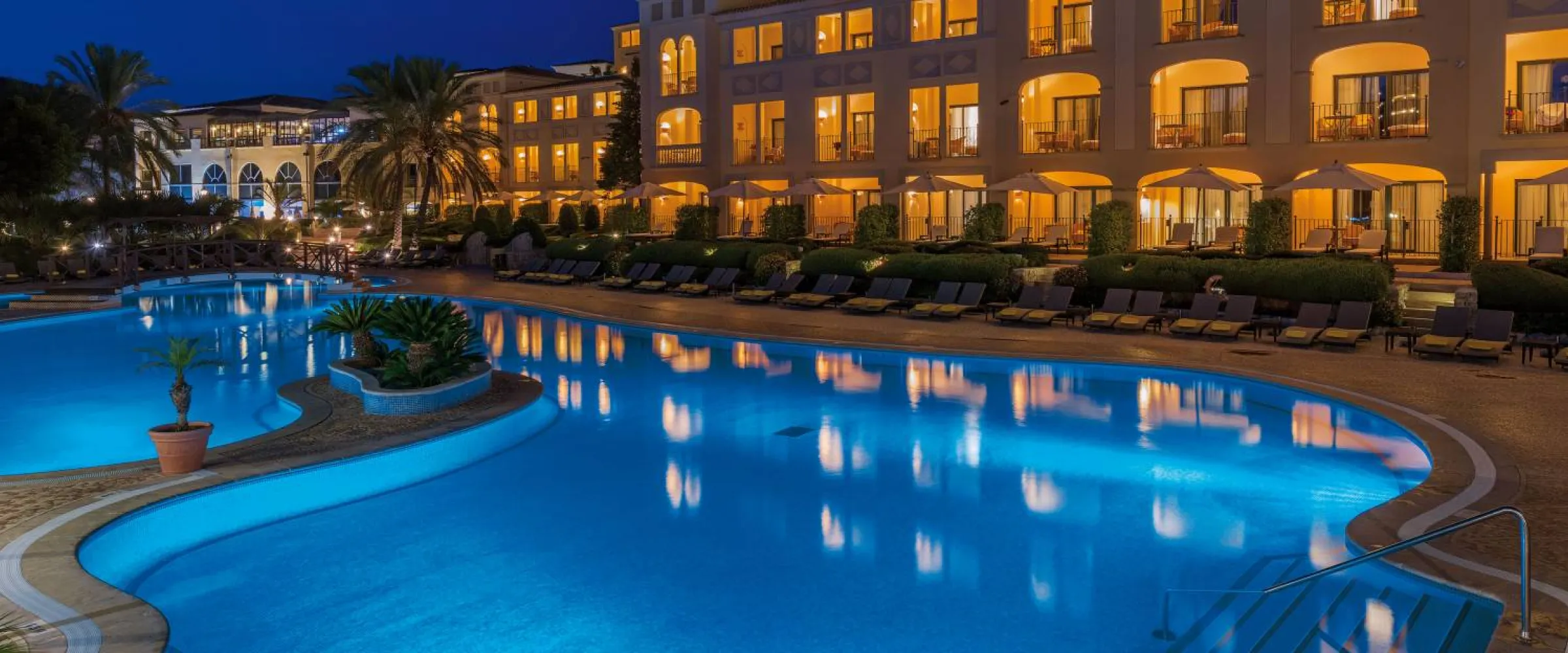 Luxury Hotels In Camp de Mar