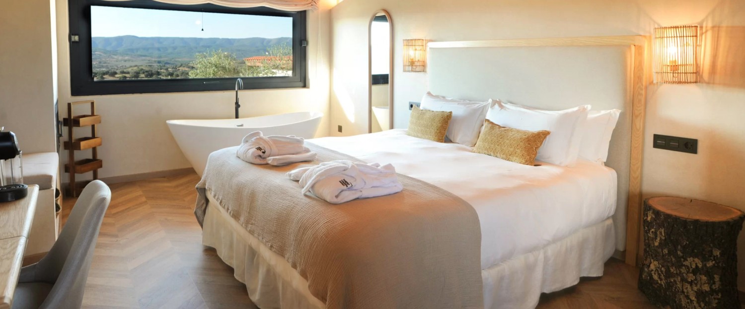 Bedroom Habitat Cigüeña Negra