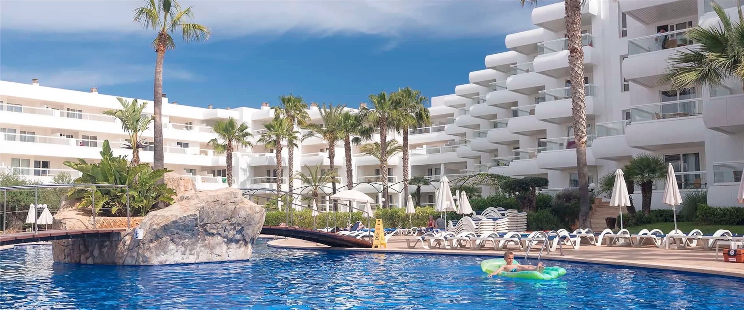 Tropic Garden Apartments