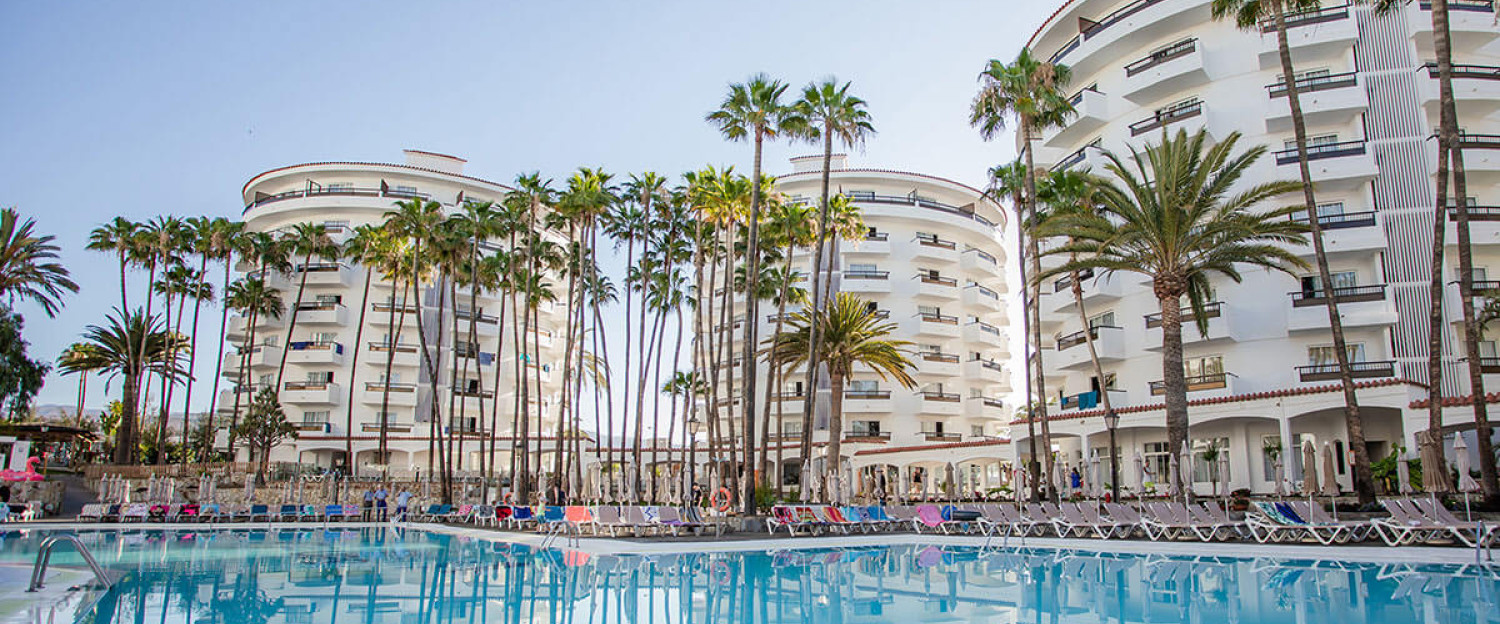 Servatur Waikiki Hotel