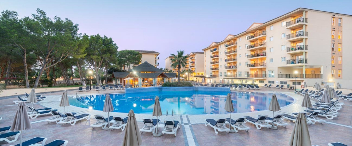 Can Picafort Palace Piscina