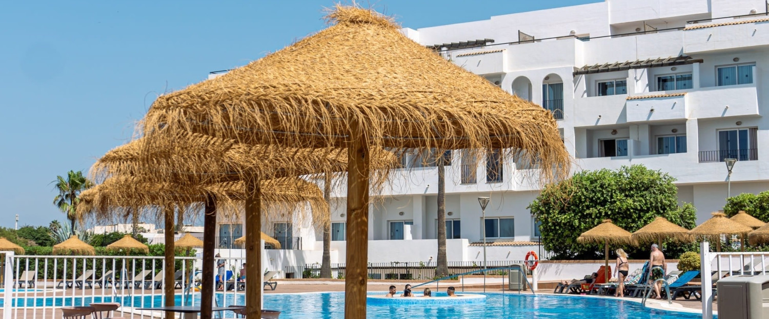 Hotel Ohtels Cabogata piscina