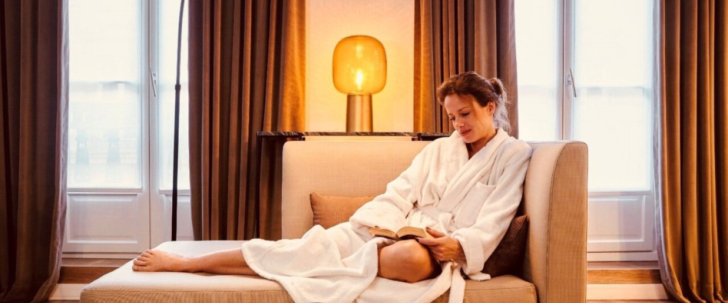 woman relaxing spa plan