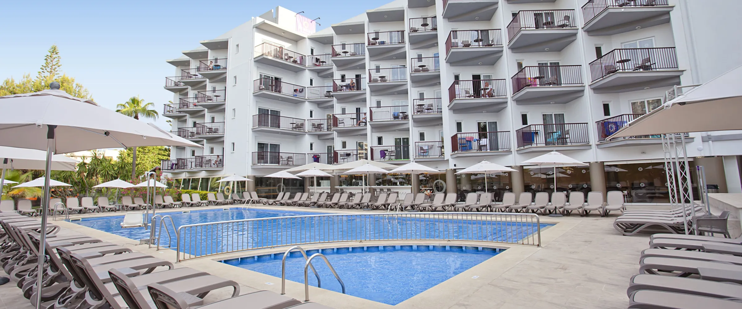 Fergus Bermuda Piscina