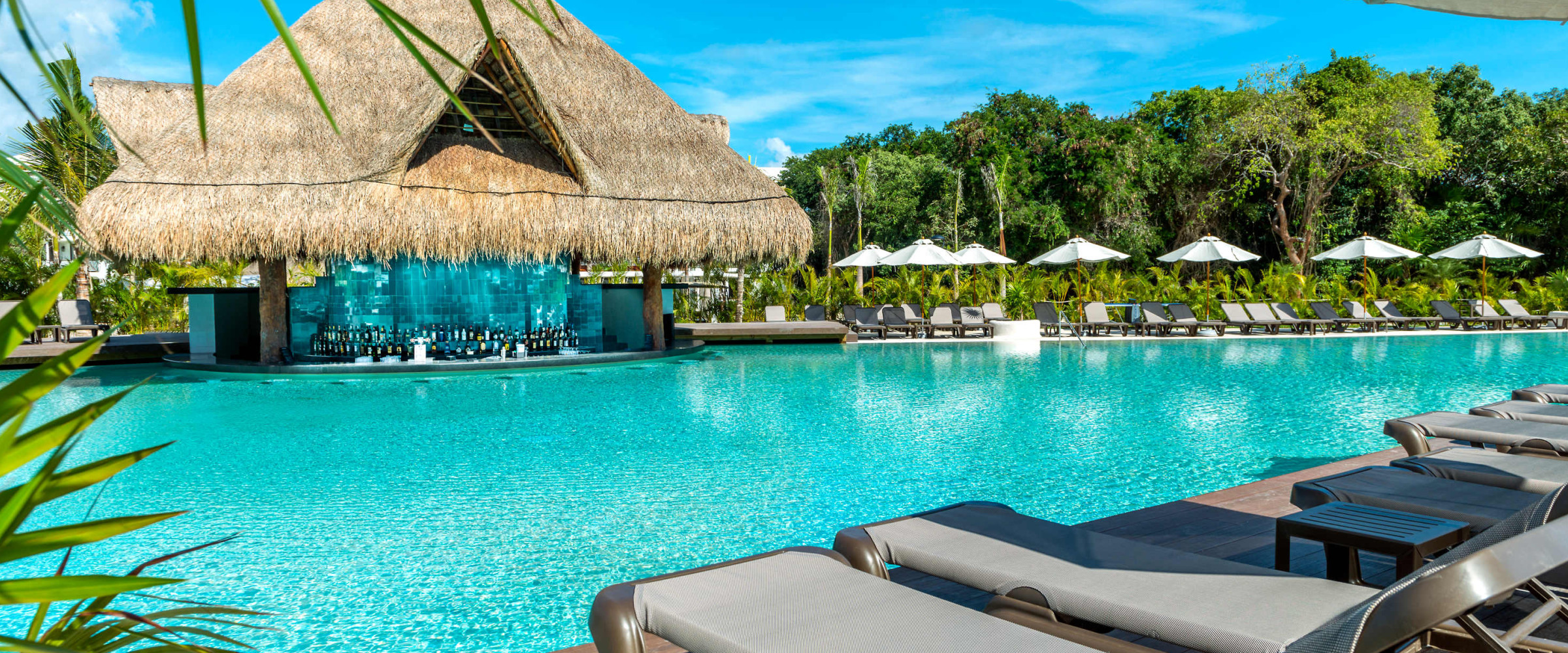 Ocean Riviera Piscina